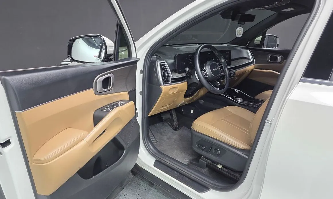 Kia Sorento — фото 9