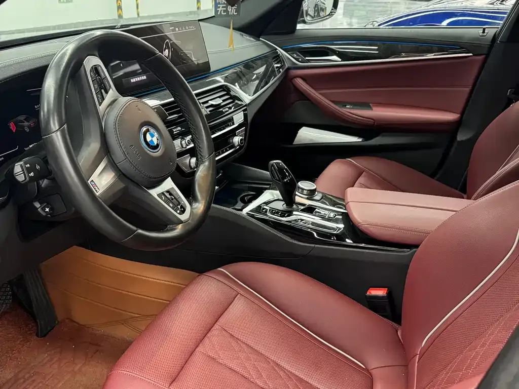 BMW 5 Series New Energy — фото 2