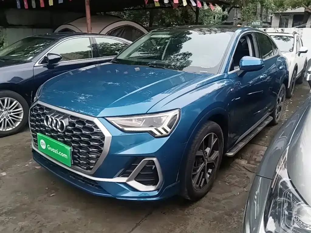 Audi Q3 Sportback — фото 1