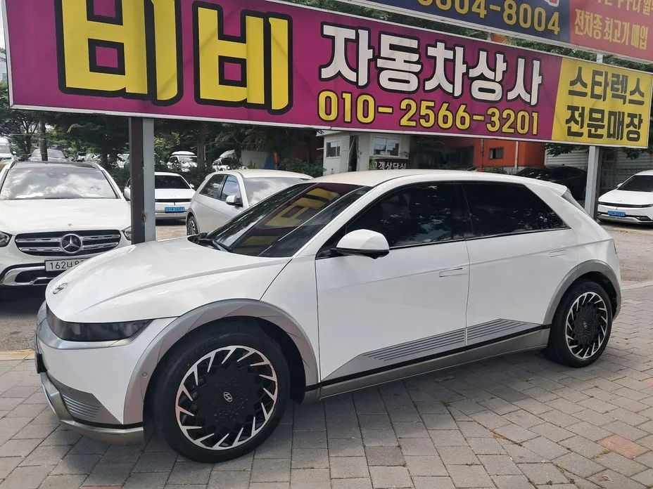 Hyundai Ioniq5 — фото 1