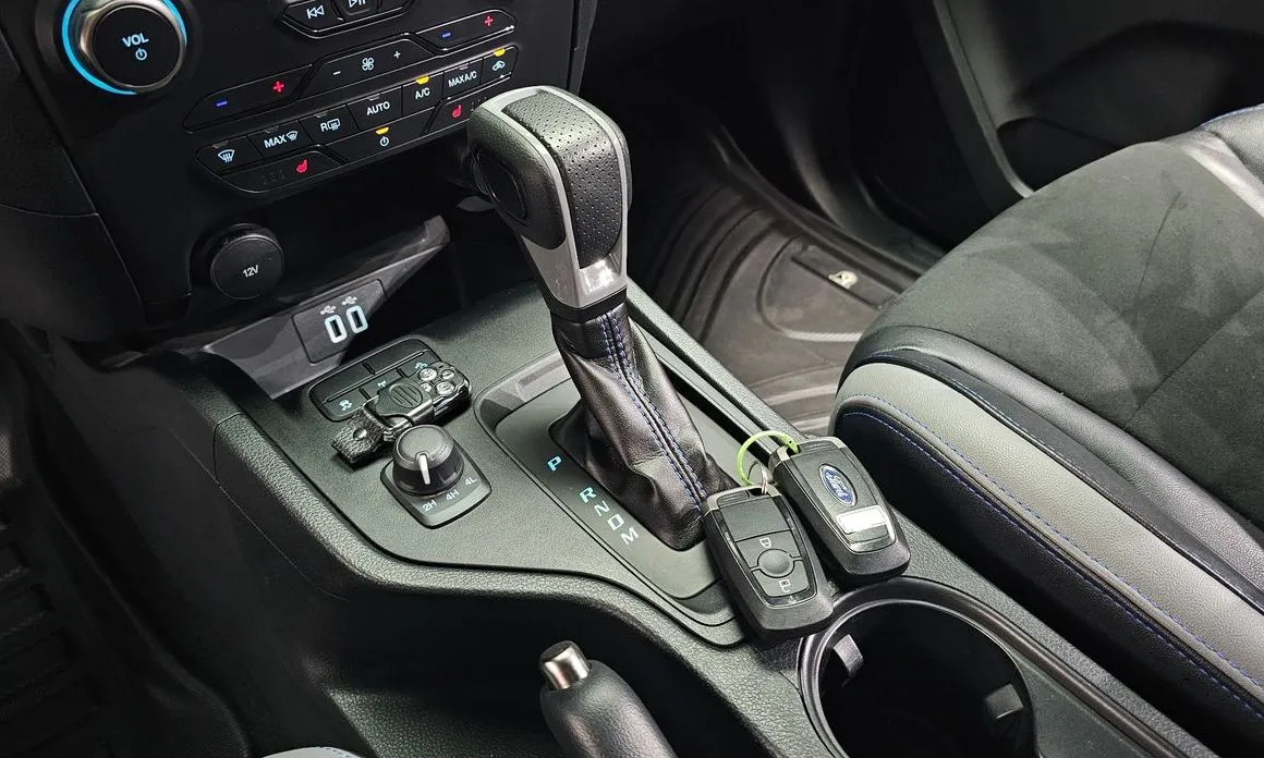 Ford Ranger — фото 10
