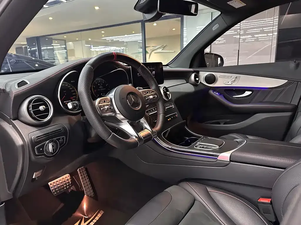 Mercedes-Benz GLC AMG — фото 3