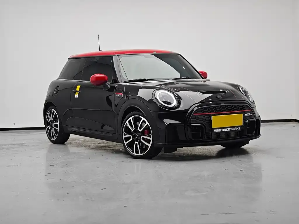 MINI JCW (John Cooper Works) — фото 3