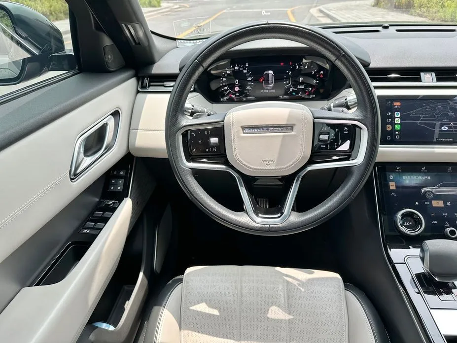Land Rover Range Rover Velar — фото 8