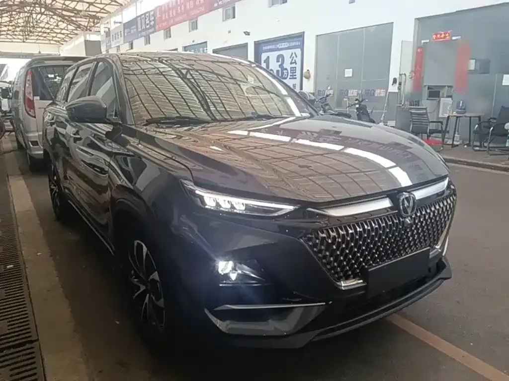 Changan X7 PLUS — фото 10