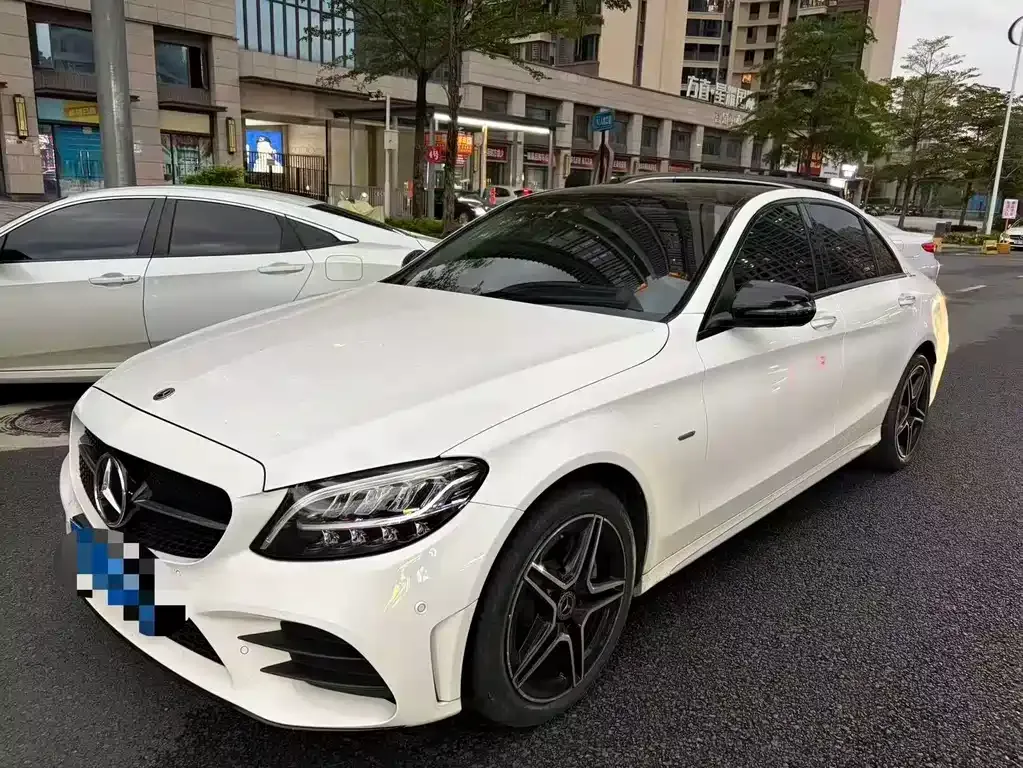 Mercedes-Benz C-Class — фото 1