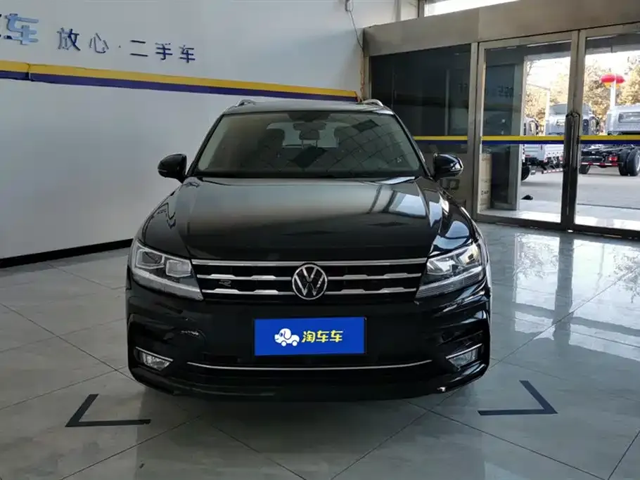 Volkswagen Tiguan L — фото 3