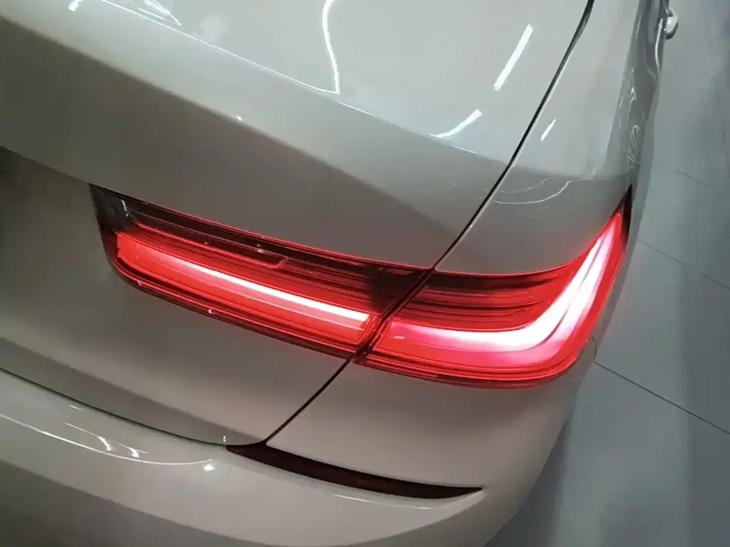 BMW 3 Series — фото 2