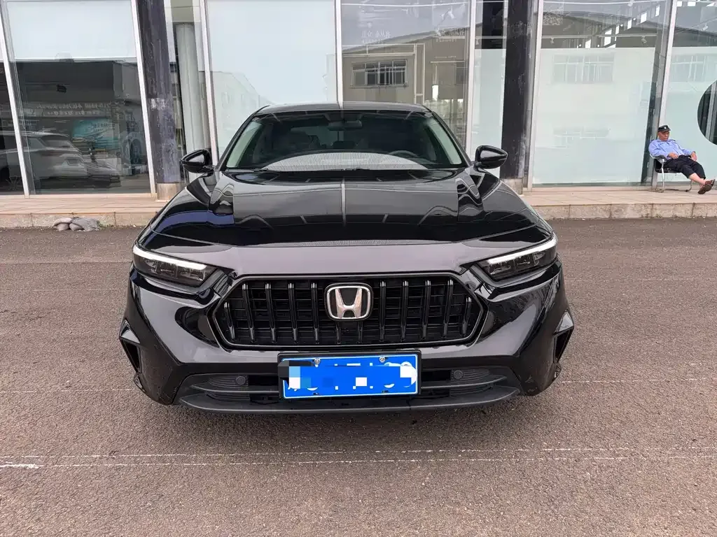 Honda Inspire — фото 1