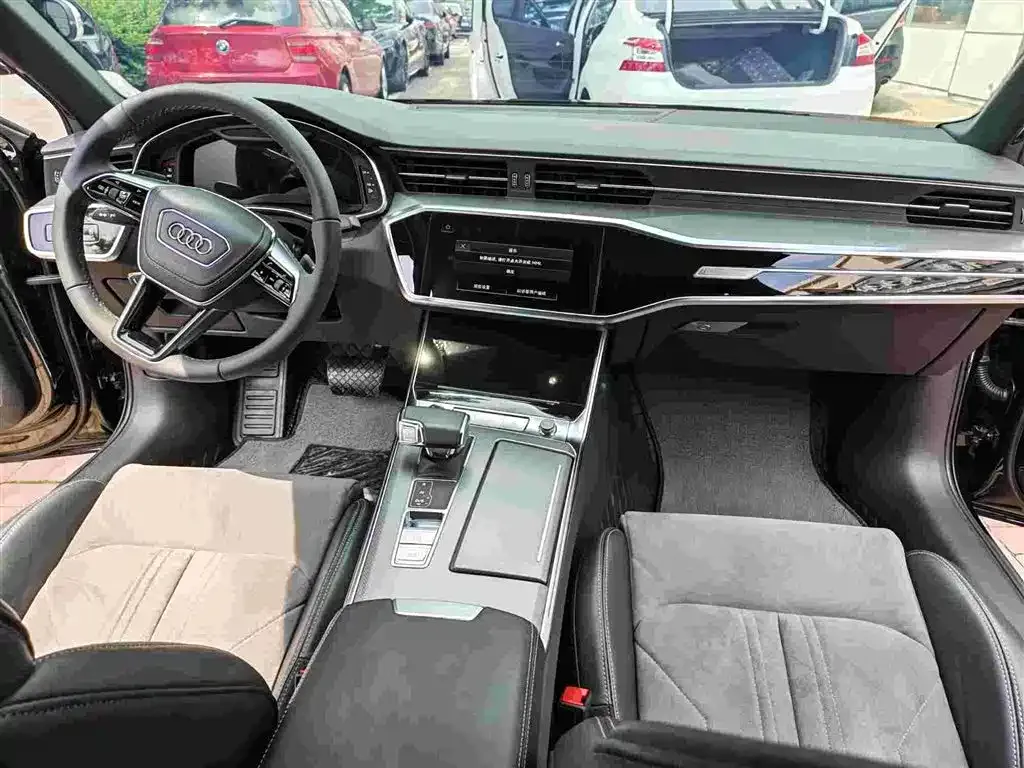 Audi A6L — фото 2