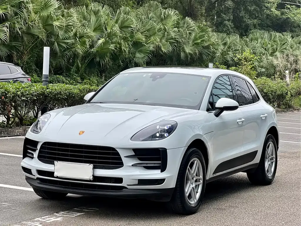 Porsche Macan — фото 1