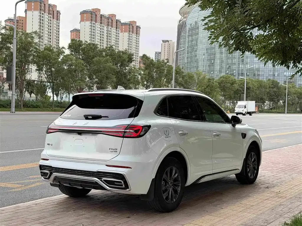 Hongqi HS5 — фото 7