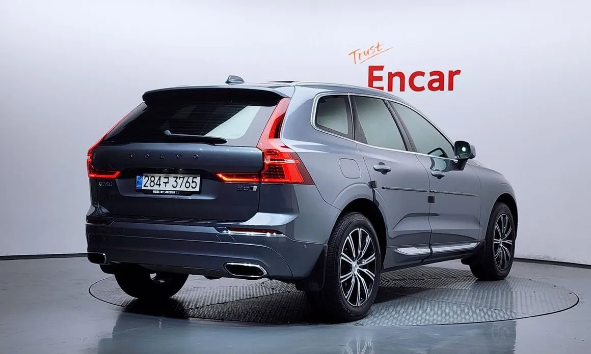 Volvo XC60 — фото 3