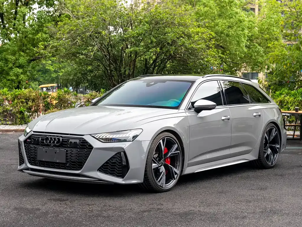 Audi RS 6 — фото 1