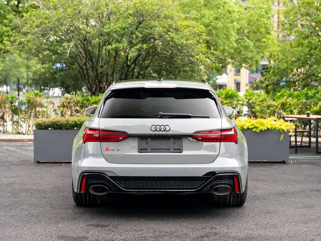 Audi RS 6 — фото 7