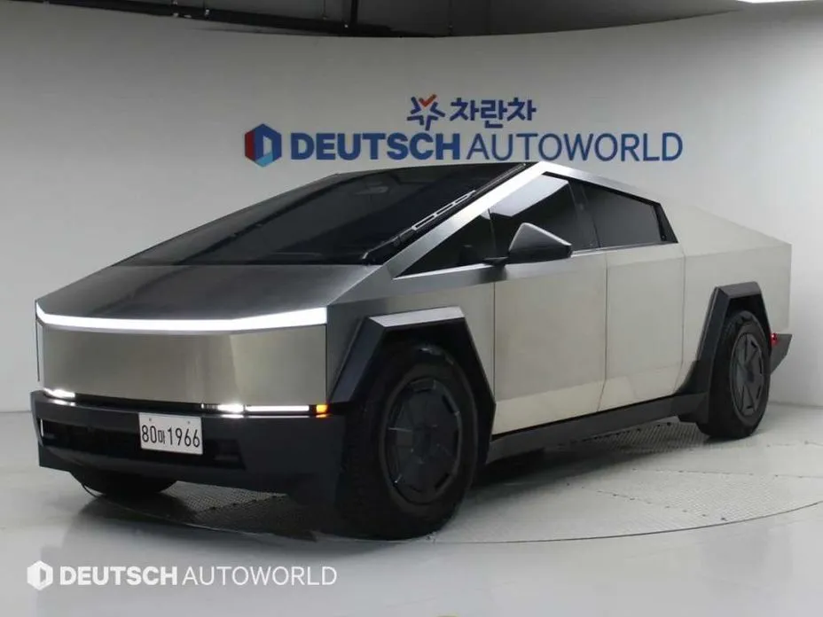 Tesla Cybertruck — фото 1