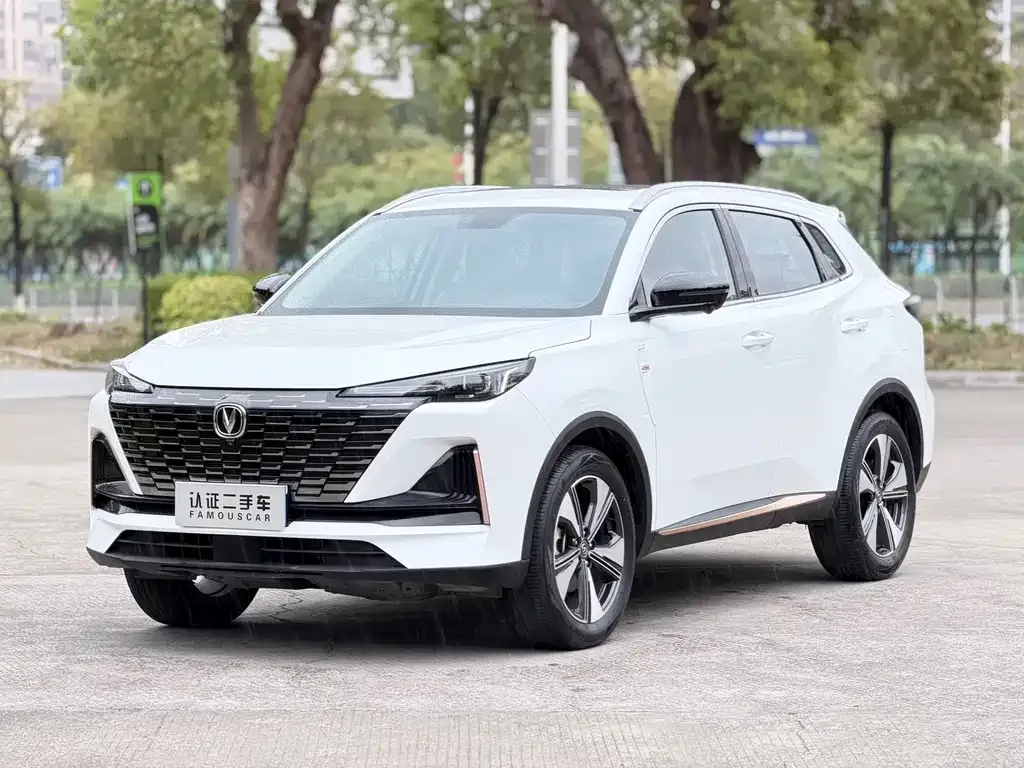 Changan CS55PLUS — фото 1