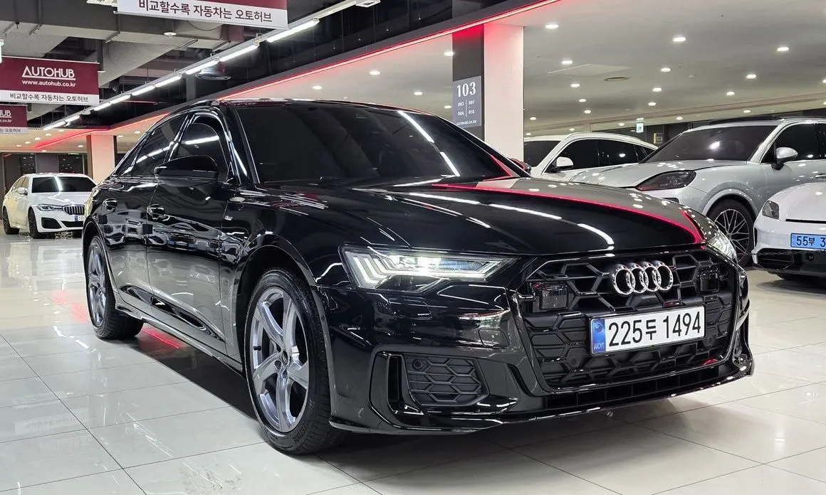 Audi A6 — фото 1