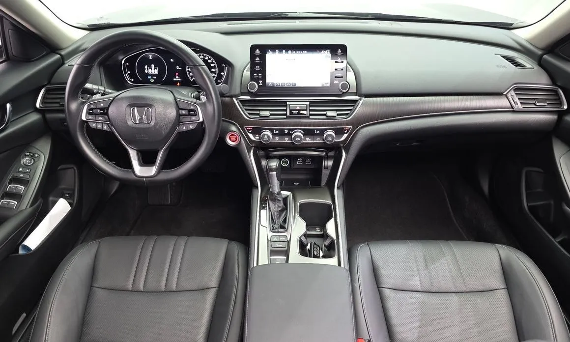 Honda Accord — фото 3