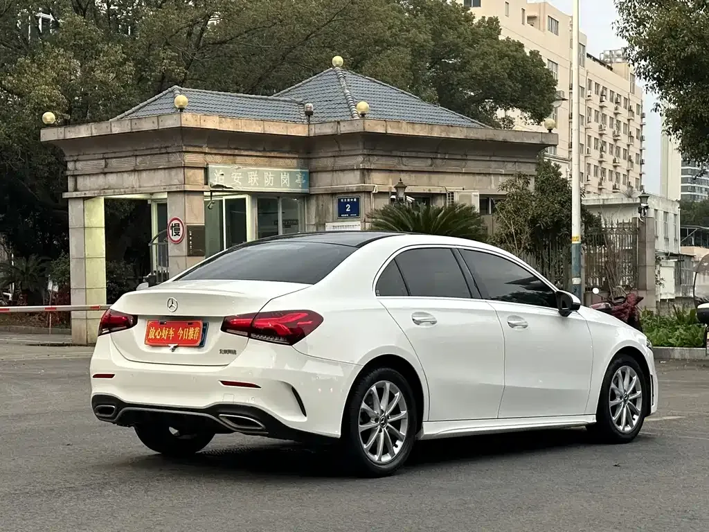 Mercedes-Benz A-Class — фото 7