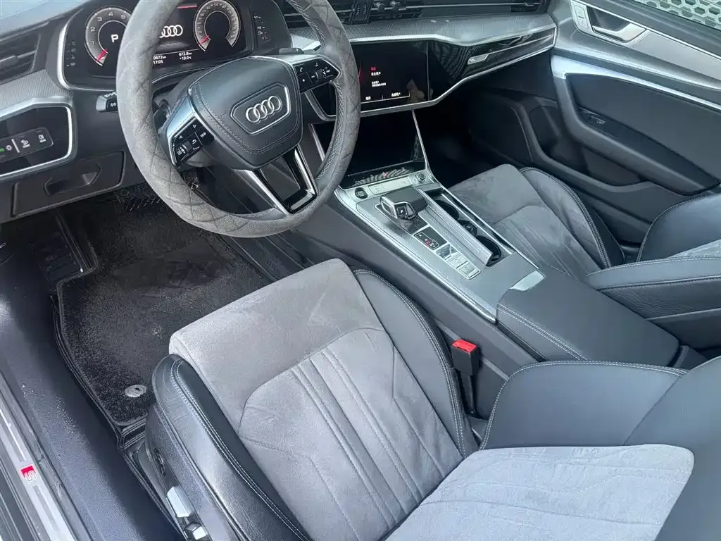 Audi A6L — фото 6