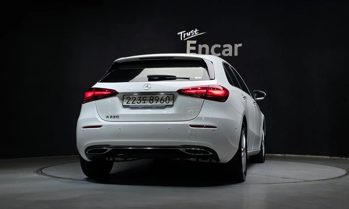 Mercedes-Benz A-Class — фото 10