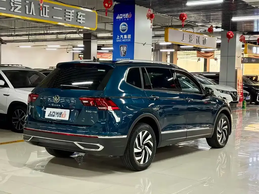 Volkswagen Tiguan L — фото 3