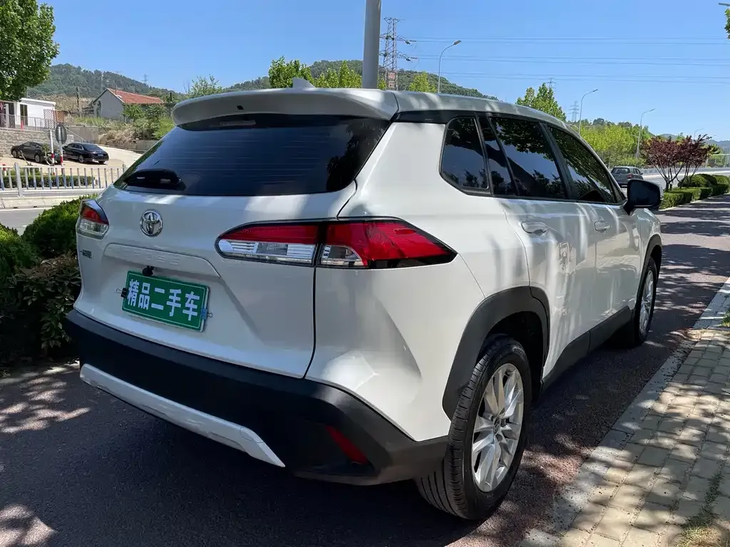 Toyota Corolla Cross — фото 4