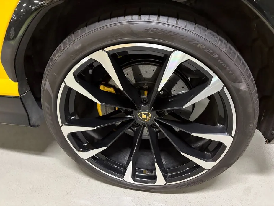 Lamborghini Urus — фото 3