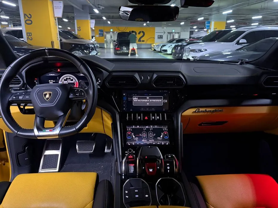 Lamborghini Urus — фото 7