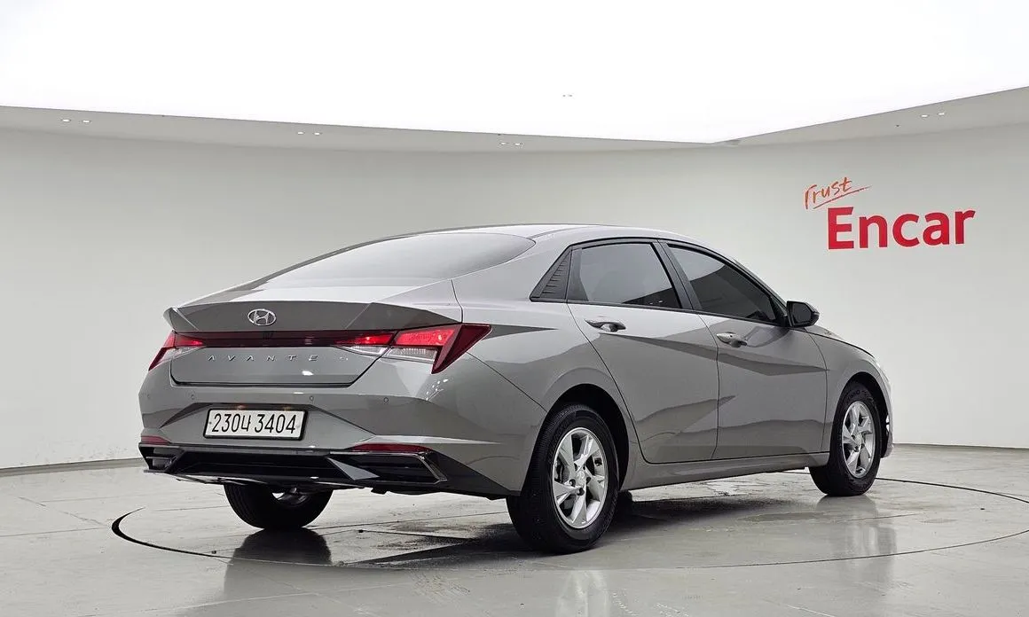 Hyundai AVANTE — фото 2