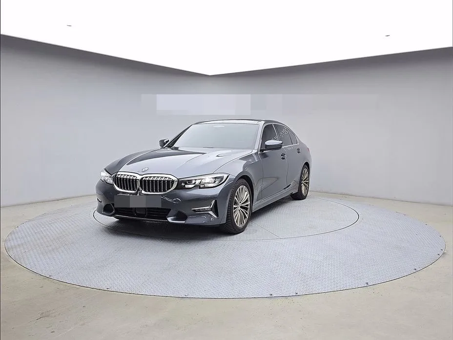 BMW 3-Series — фото 1