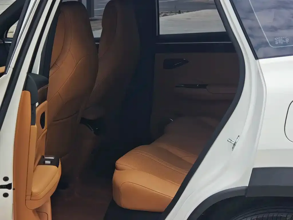 Geely Galaxy L7 — фото 2