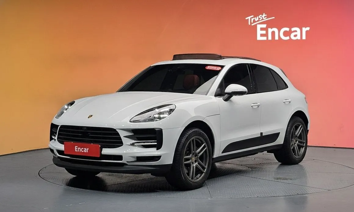 Porsche Macan — фото 1