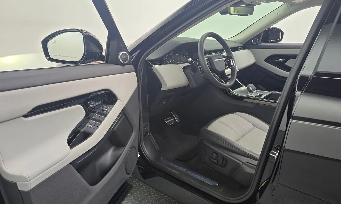 Land Rover Range Rover Evoque — фото 10