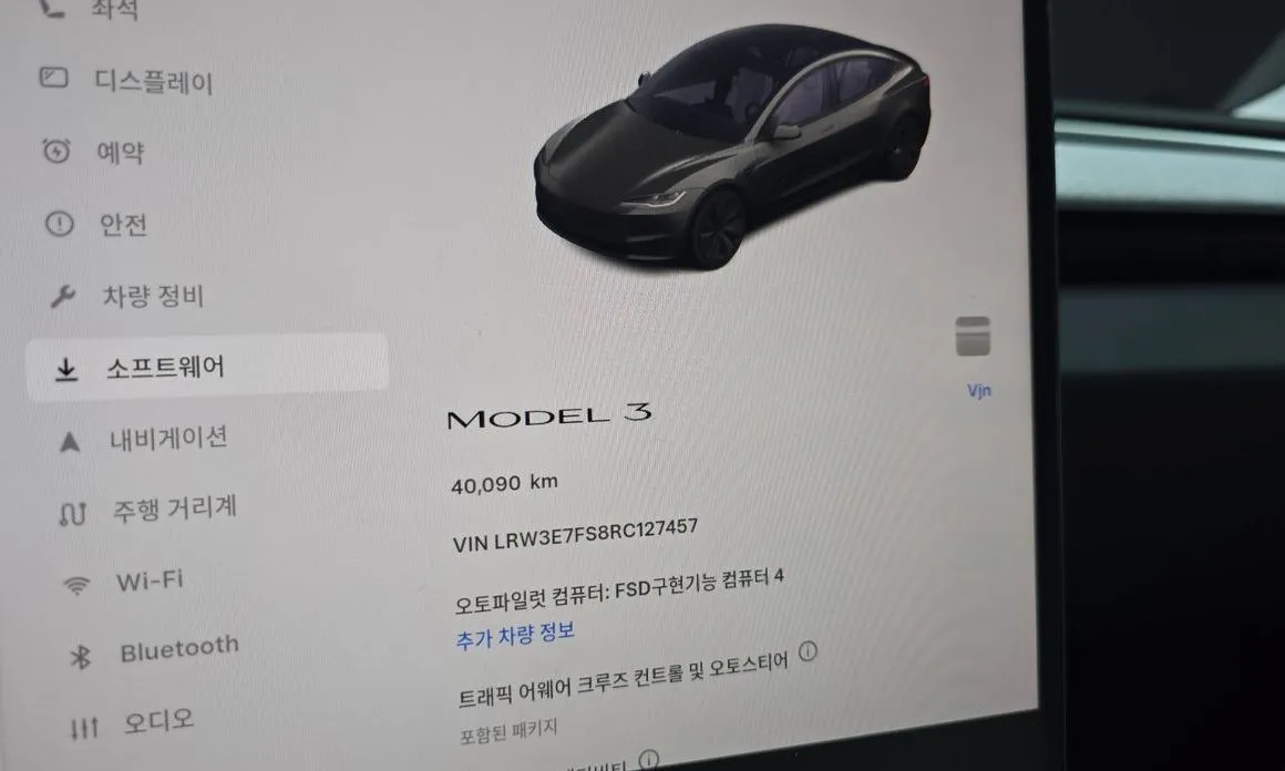 Tesla Model 3 — фото 3
