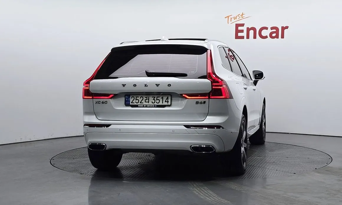 Volvo XC60 — фото 4