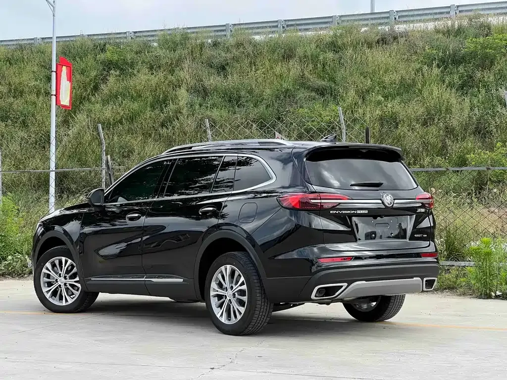 Buick Envision Plus — фото 6