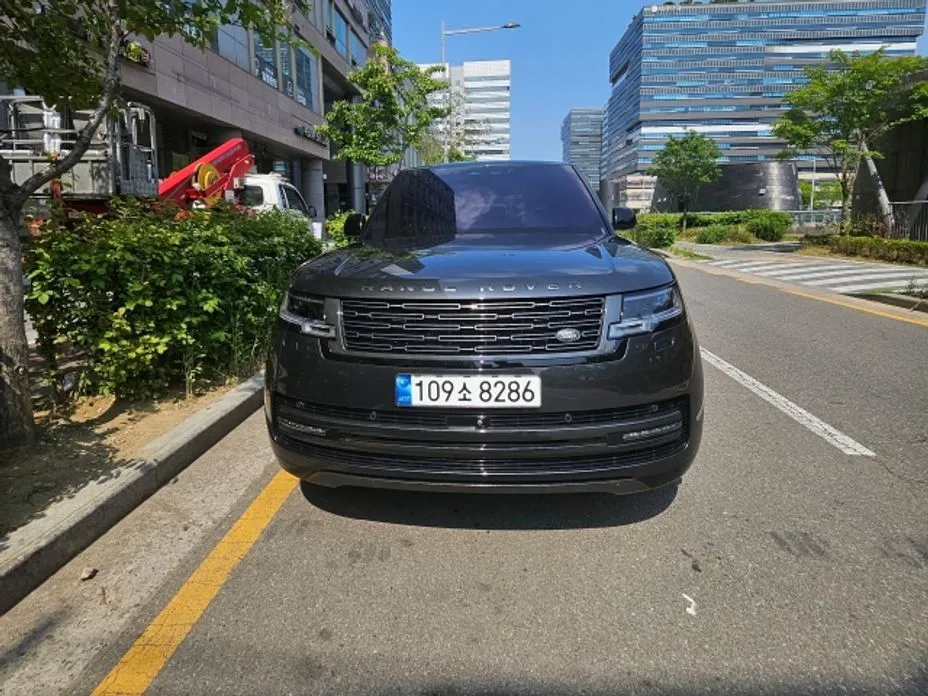 Land Rover Range Rover — фото 1