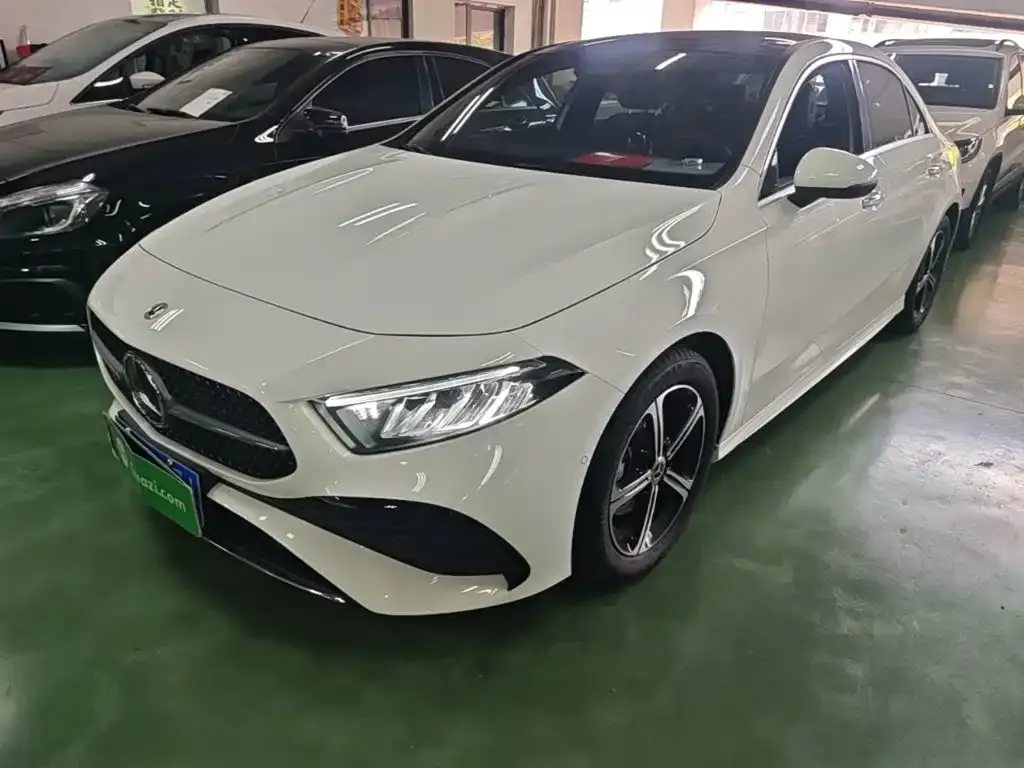 Mercedes-Benz A-Class — фото 1
