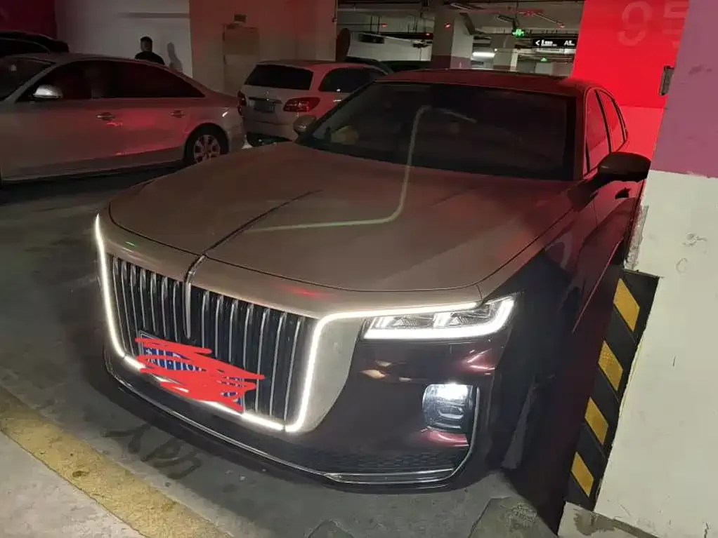 Hongqi H9 — фото 1