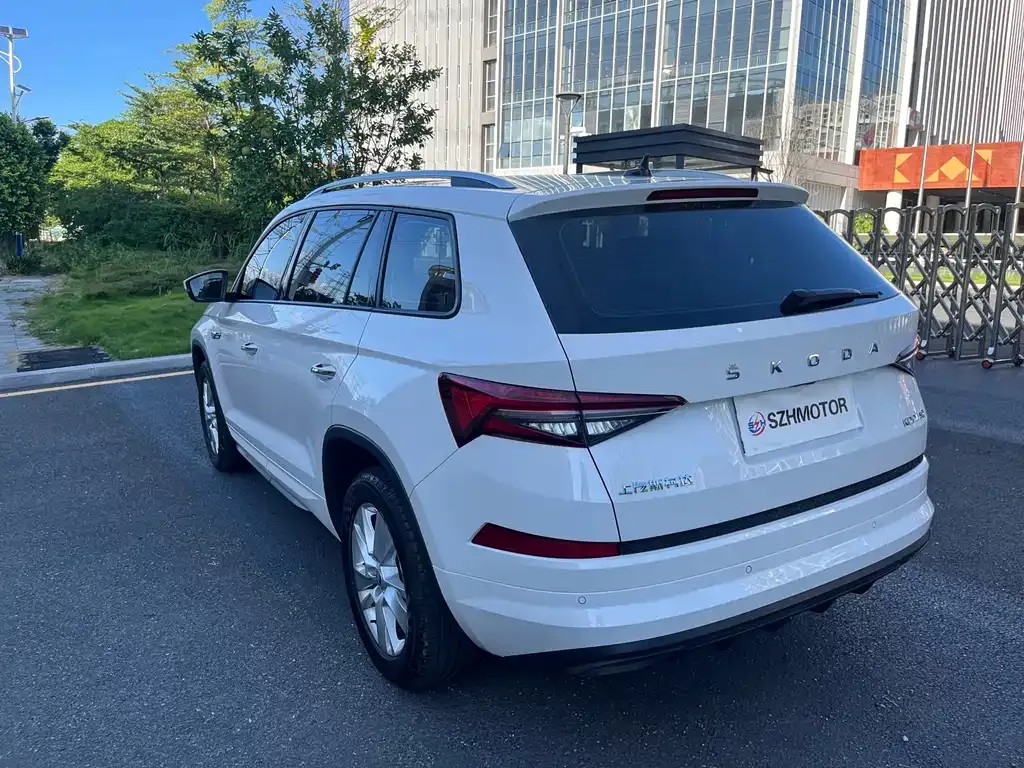 Skoda Kodiaq — фото 2