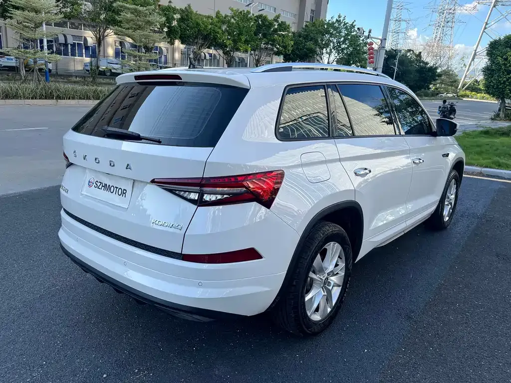 Skoda Kodiaq — фото 9