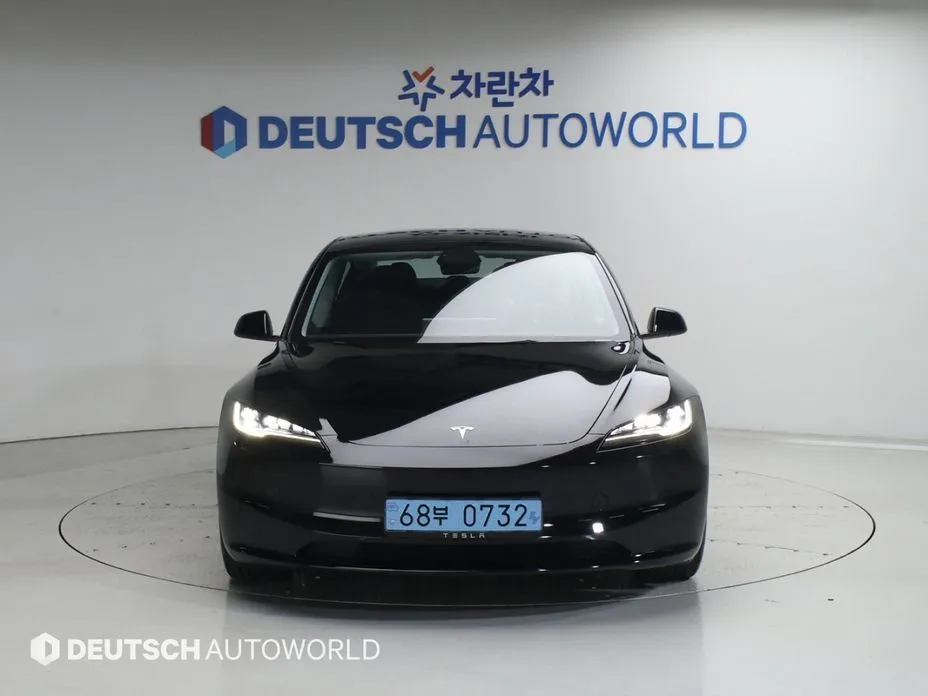 Tesla Model 3 — фото 4