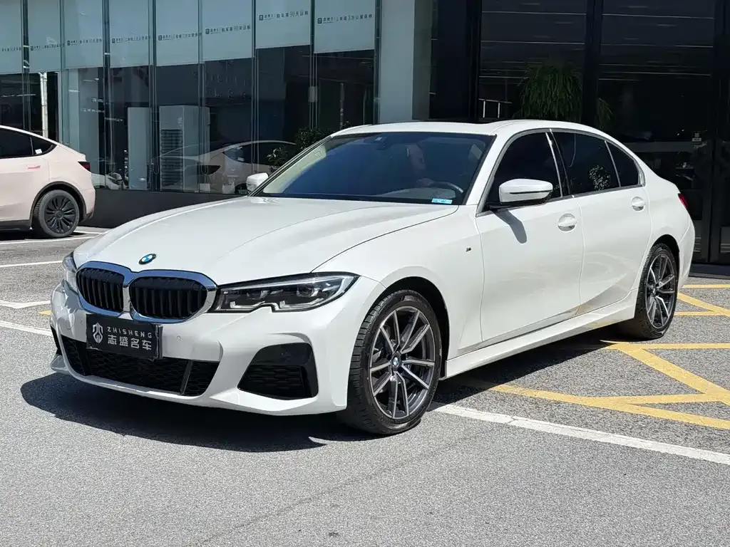 BMW 3 Series — фото 1
