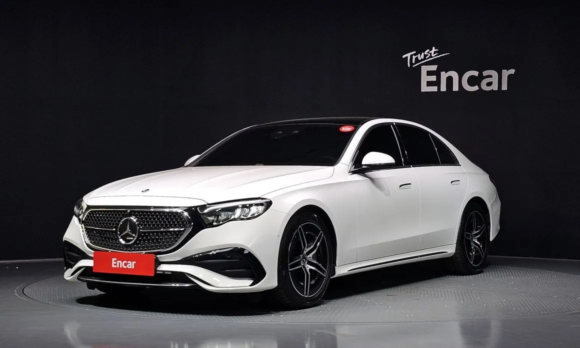 Mercedes-Benz E-Class — фото 1