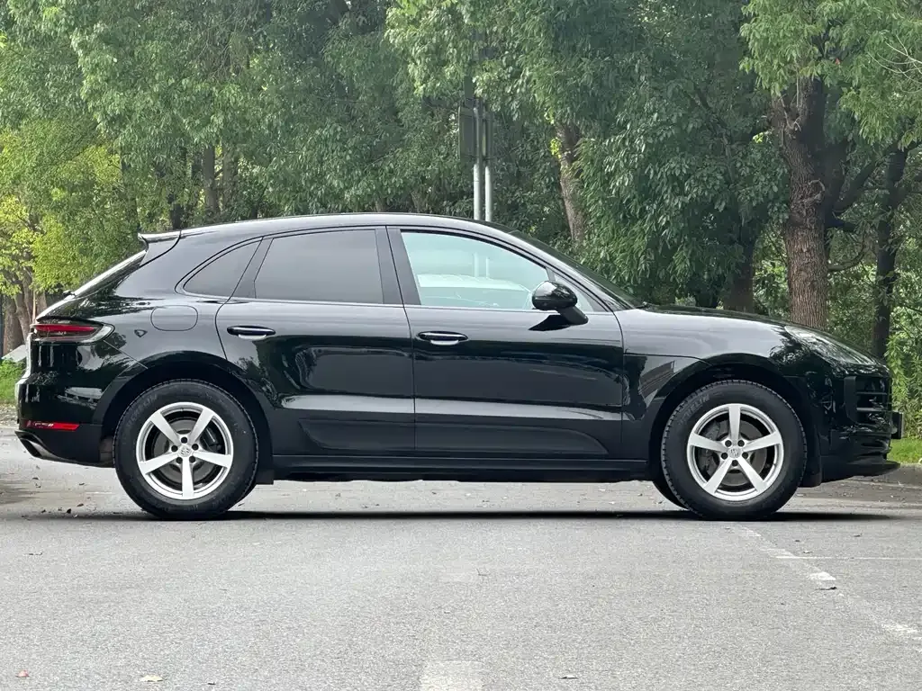 Porsche Macan — фото 6