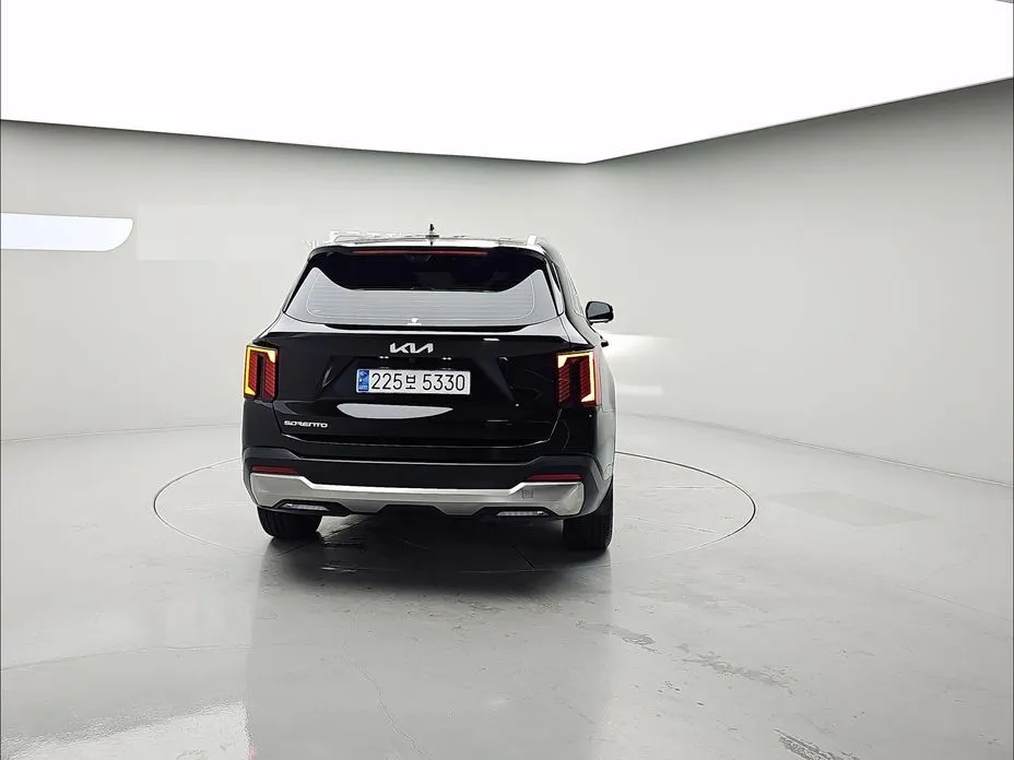 Kia Sorento — фото 3