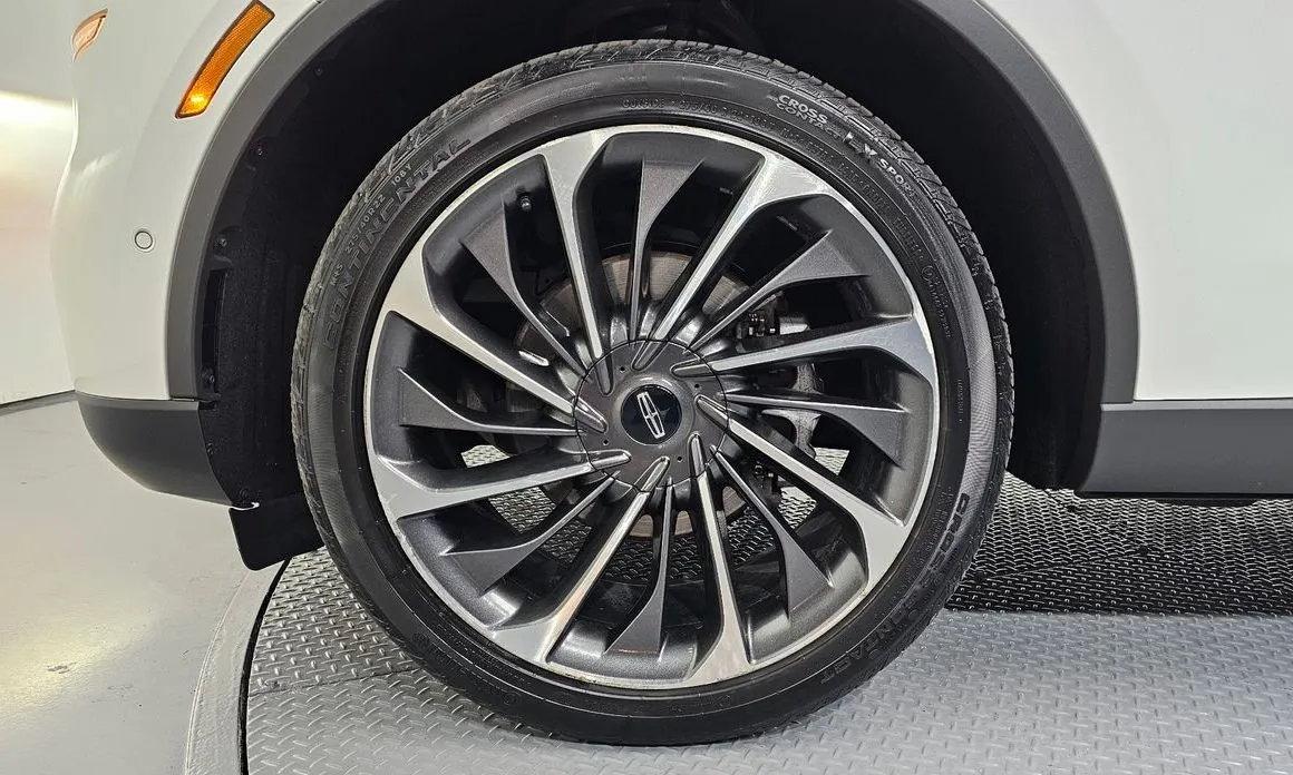 Lincoln Aviator — фото 10