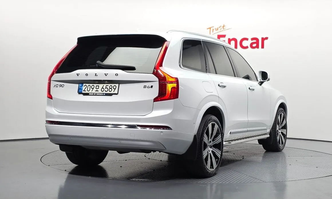 Volvo XC90 — фото 2